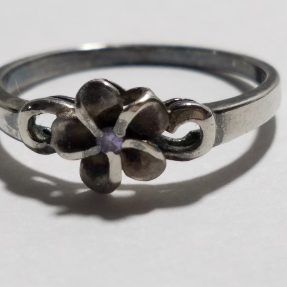 Cute Promise Ring Diamond Chip Sterling 925 Vintag size 8